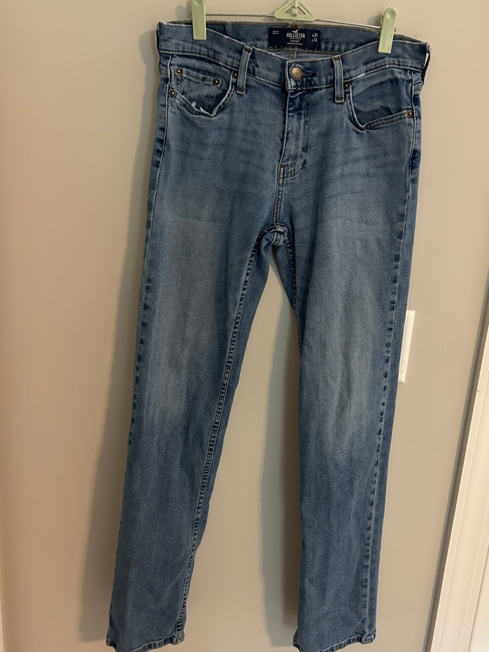 Men’s Size 30x34 Hollister Jeans